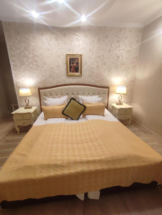 Casa Alina Hotel Deva Luaran gambar