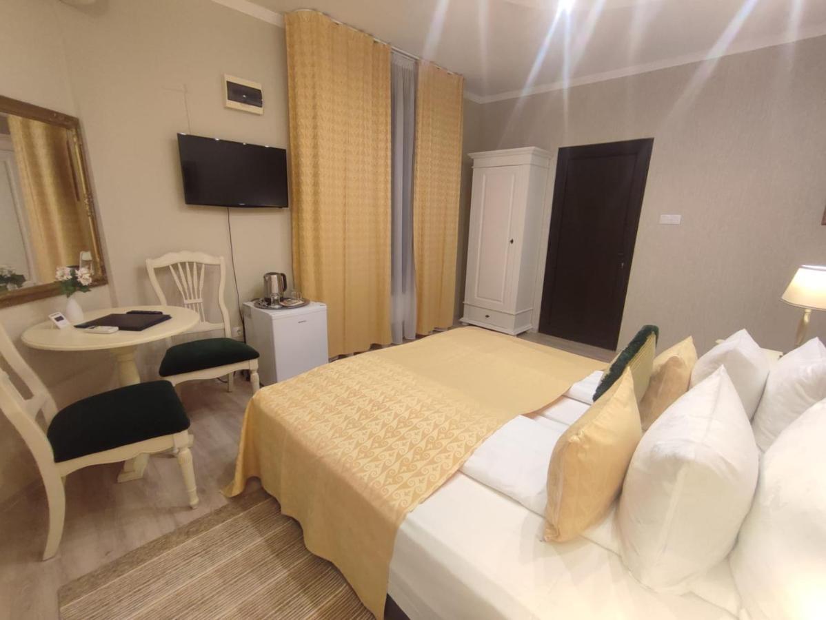 Casa Alina Hotel Deva Luaran gambar
