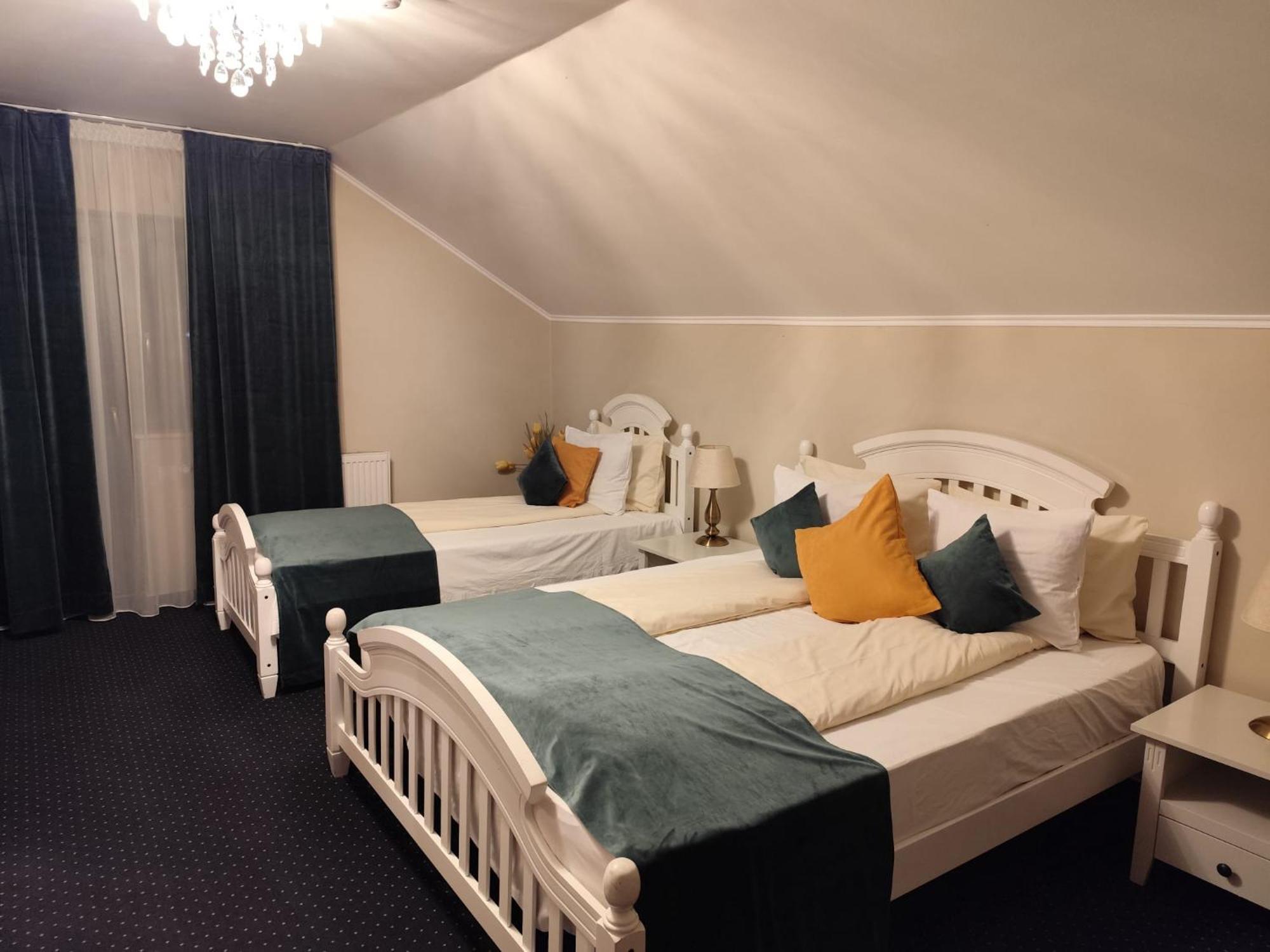 Casa Alina Hotel Deva Bilik gambar